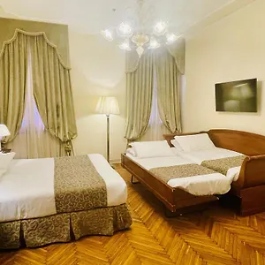 Dell'opera *** Venice