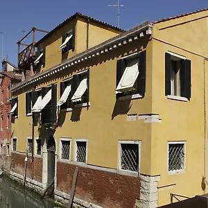 Al Palazzetto Bed and breakfast