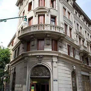 Domus Civica Hostal